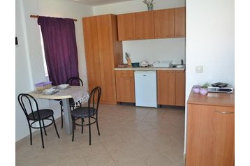 Horvátország Privát Donji Karin, Exteriőr